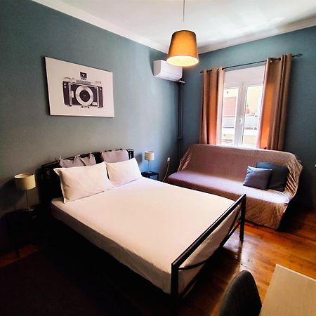 Comfortable Modern Entire House Near The Center Of Athens-Blue Serenity Kültér fotó